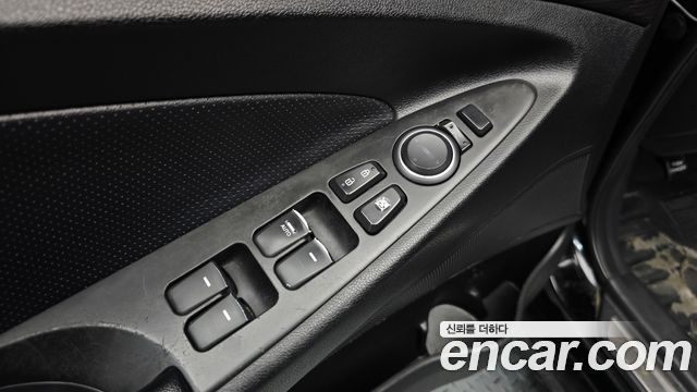 Hyundai Sonata 2013 — photo 14
