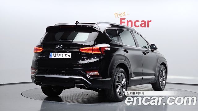 Hyundai Santafe 2019 — photo 2