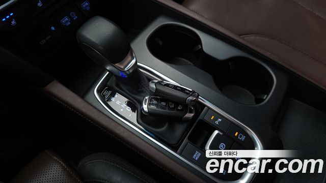 Hyundai Santafe 2019 — photo 12