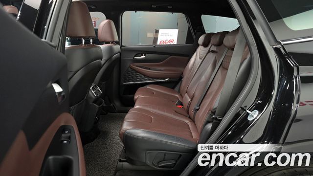 Hyundai Santafe 2019 — photo 18