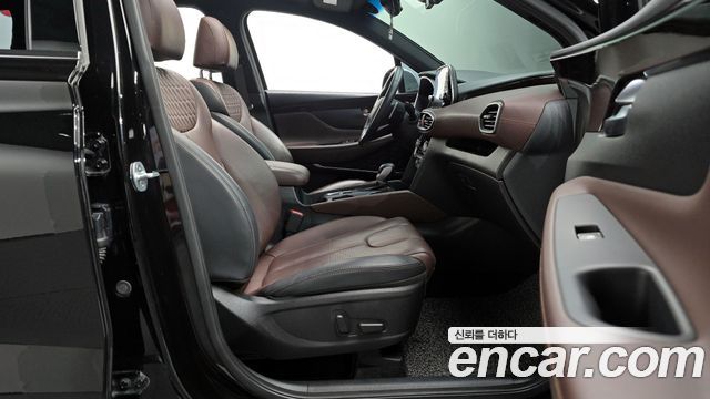 Hyundai Santafe 2019 — photo 16