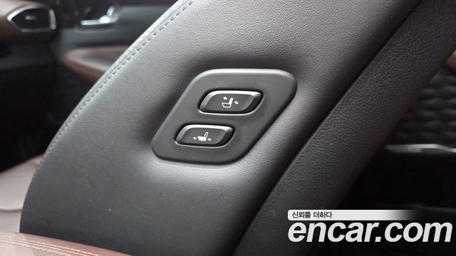 Hyundai Santafe 2019 — photo 29
