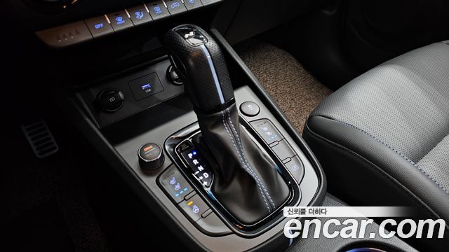 Hyundai Kona 2022 — photo 9