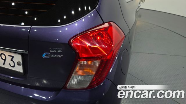 Chevrolet Korea Spark 2017 — photo 9