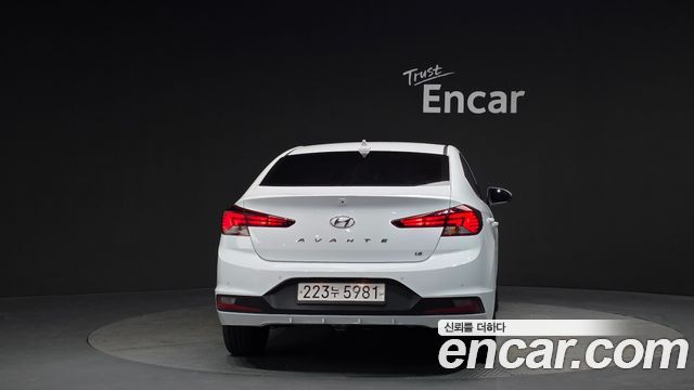 Hyundai AVANTE 2020 — photo 4