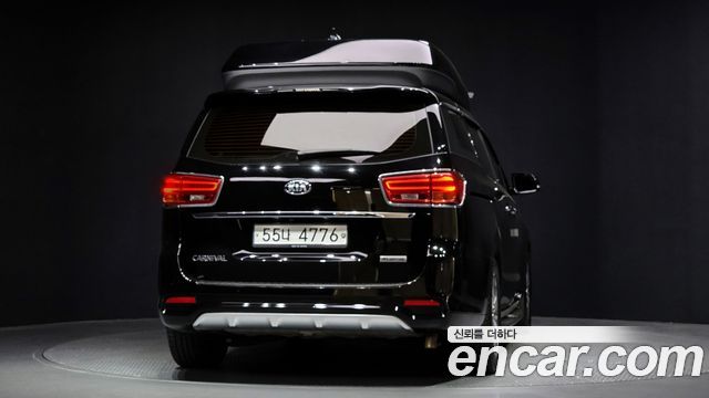 Kia Canival 2019 — photo 4