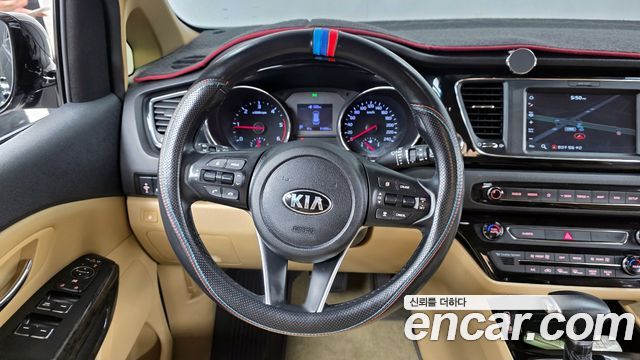 Kia Canival 2019 — photo 19
