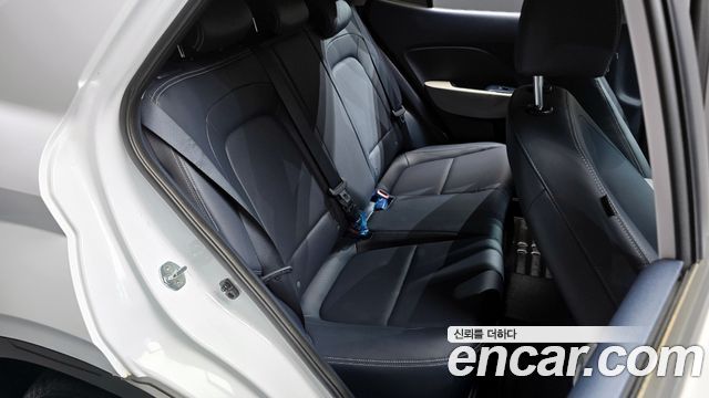 Hyundai Venue 2022 — photo 17