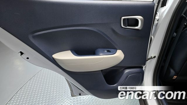 Hyundai Venue 2022 — photo 15