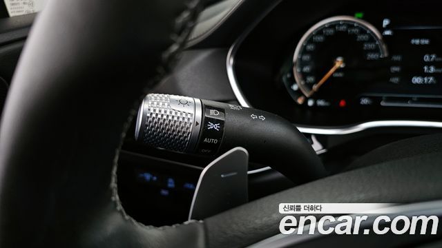 Genesis G80 2021 — photo 28