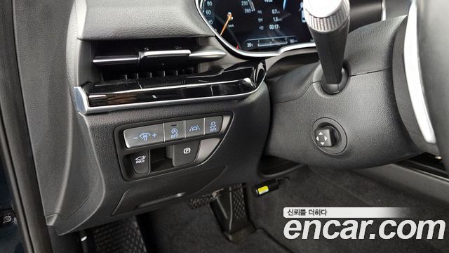 Genesis G80 2021 — photo 30