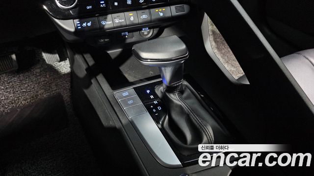 Hyundai AVANTE 2021 — photo 12