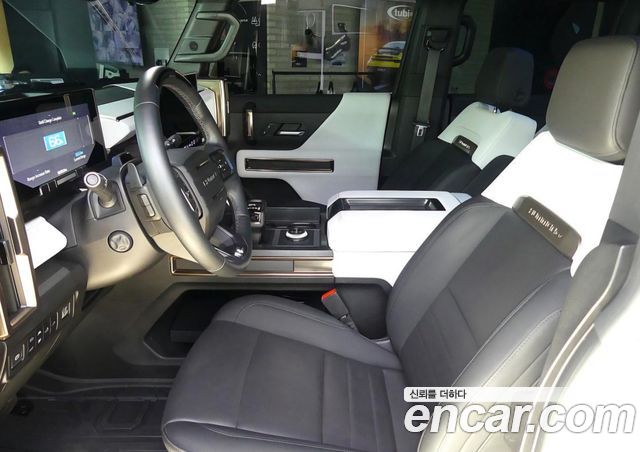 GMC Hummer EV 2022 — photo 10