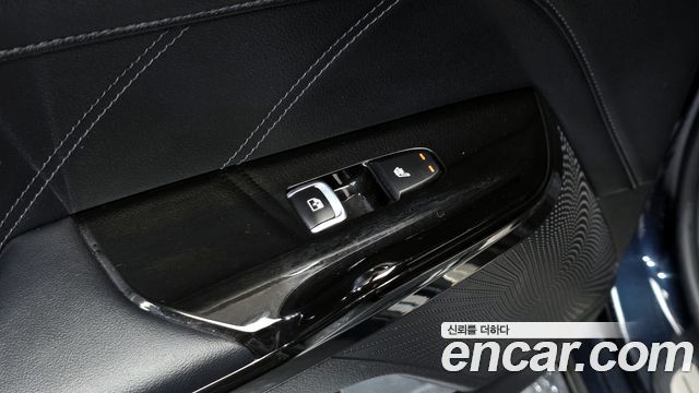 Kia K5 2020 — photo 28