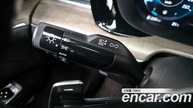 Kia K5 2020 — photo 32