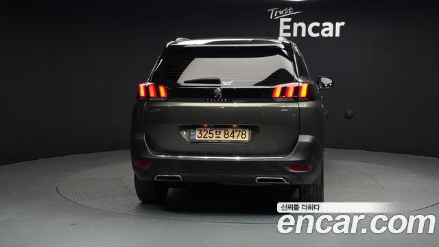 Peugeot 5008 2021 — photo 4