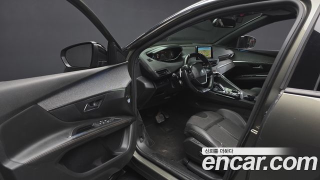Peugeot 5008 2021 — photo 10