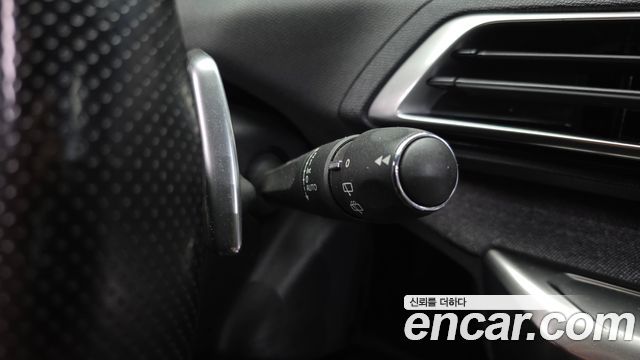 Peugeot 5008 2021 — photo 17