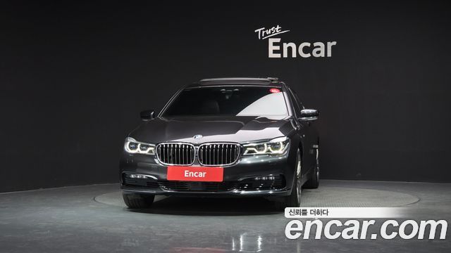 BMW 7-Series 2016 — photo 3
