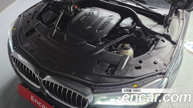 BMW 7-Series 2016 — photo 6