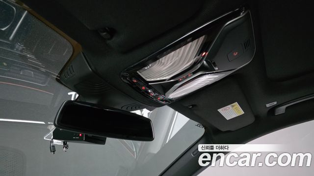 BMW 7-Series 2016 — photo 20