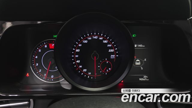 Hyundai AVANTE 2021 — photo 11