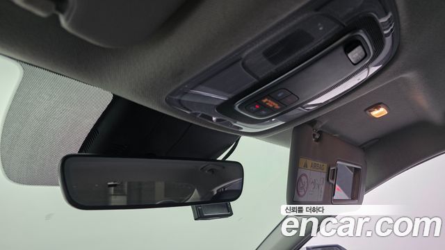 Hyundai AVANTE 2021 — photo 23