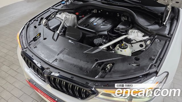 BMW Gran Turismo 2019 — photo 6