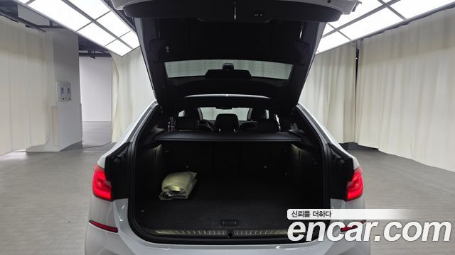 BMW Gran Turismo 2019 — photo 26