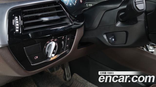 BMW Gran Turismo 2019 — photo 30