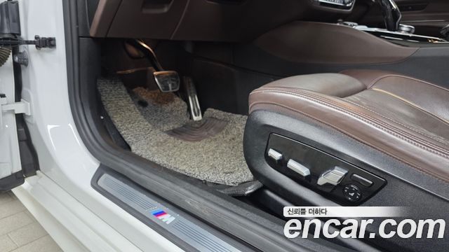 BMW Gran Turismo 2019 — photo 31