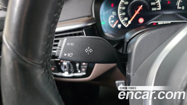 BMW Gran Turismo 2019 — photo 32