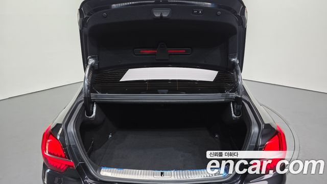 Kia K9 2022 — photo 20