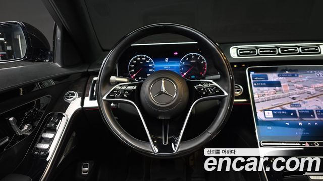 Mercedes-Benz S-Class 2021 — photo 18