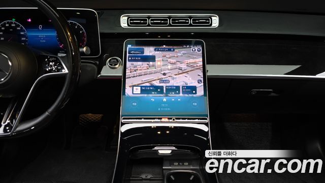 Mercedes-Benz S-Class 2021 — photo 19