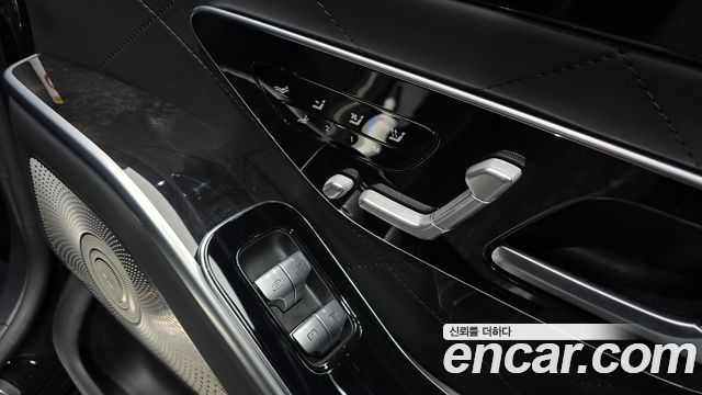 Mercedes-Benz S-Class 2021 — photo 27
