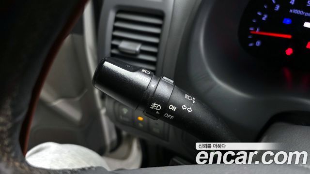 Kia Canival 2012 — photo 16