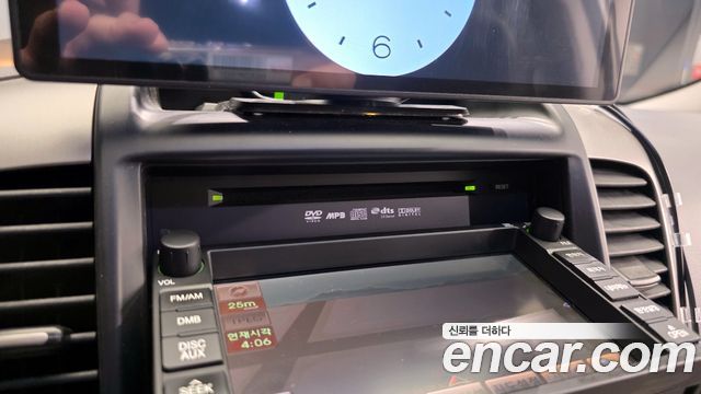 Kia Canival 2012 — photo 20