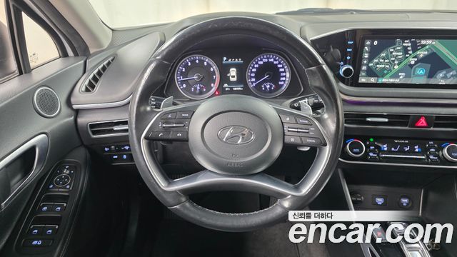 Hyundai Sonata 2022 — photo 13