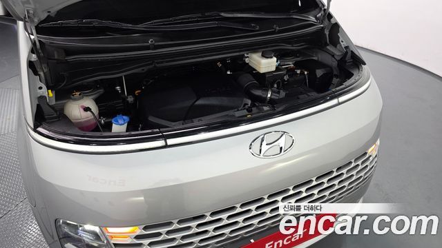 Hyundai Staria 2022 — photo 6