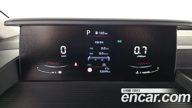 Hyundai Staria 2022 — photo 11