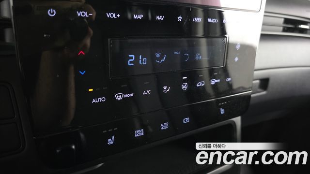 Hyundai Staria 2022 — photo 22