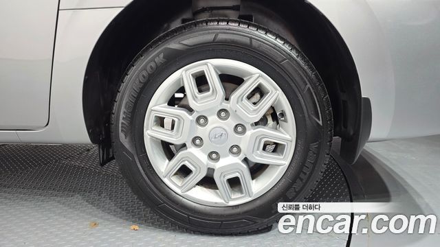 Hyundai Staria 2022 — photo 7