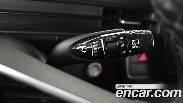 Hyundai Staria 2022 — photo 28