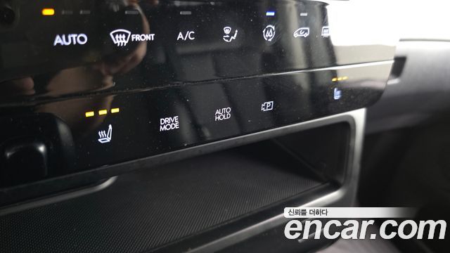 Hyundai Staria 2022 — photo 30