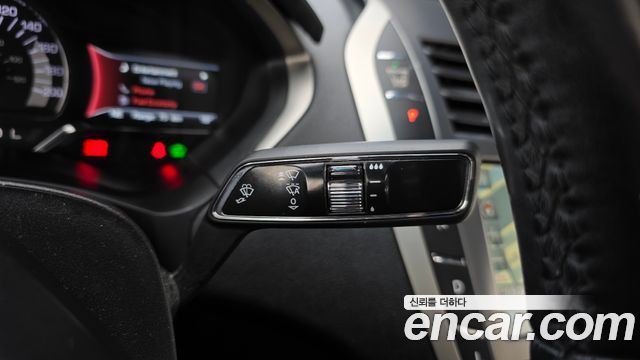 Lincoln MKZ 2017 — photo 21