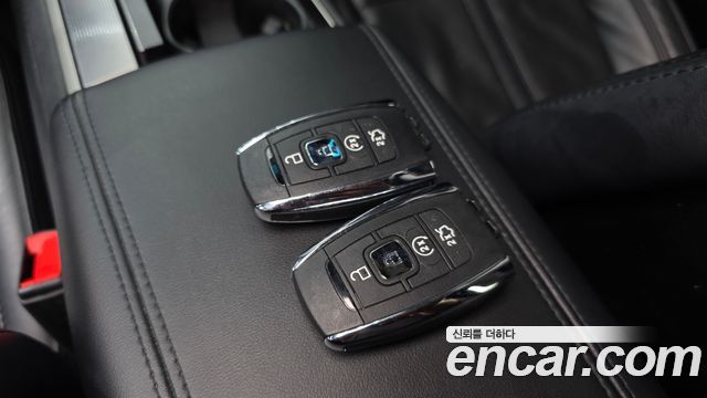 Lincoln MKZ 2017 — photo 30