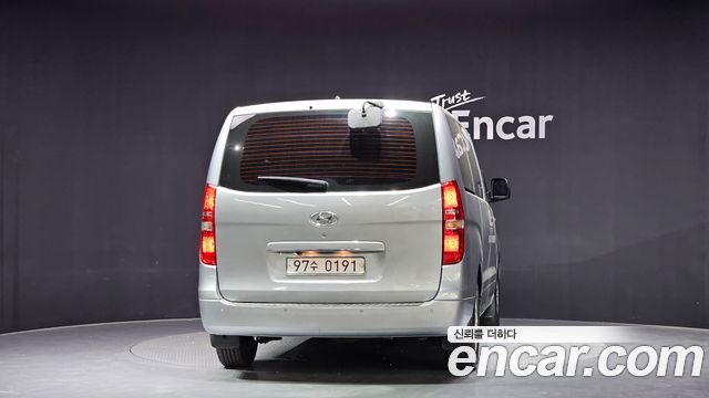 Hyundai Starex 2018 — photo 4