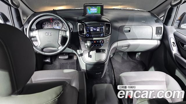 Hyundai Starex 2018 — photo 7