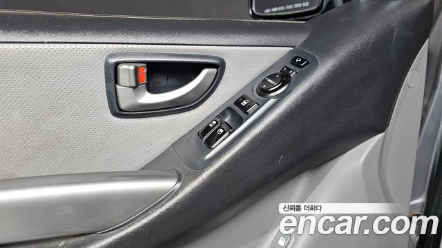Hyundai Starex 2018 — photo 15